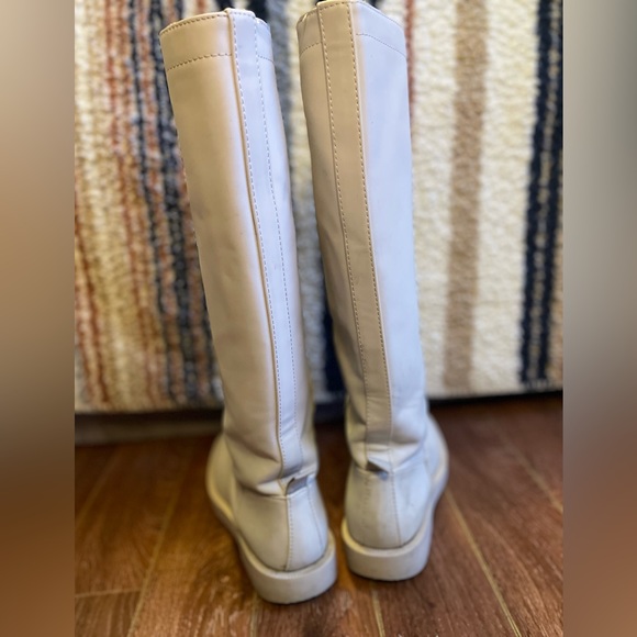 ZARA Tall Boots Rubberized White Cream Sz 7 - Picture 4 of 6